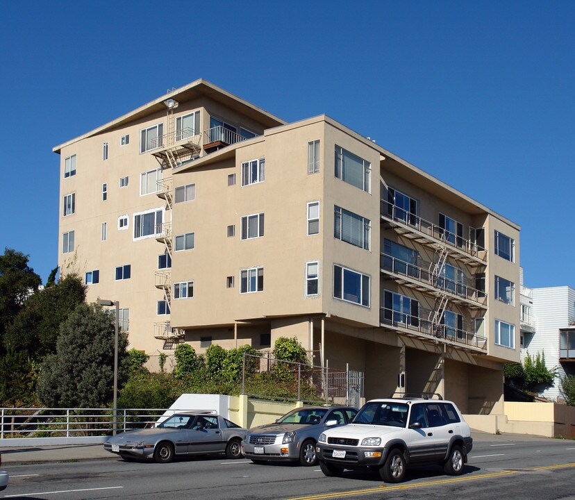 99 Lupine in San Francisco, CA - Building Photo