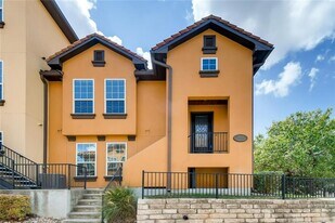11929 Terraza Cir in Austin, TX - Building Photo