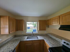 14504 Waddesdon Bluff in San Antonio, TX - Building Photo - Building Photo