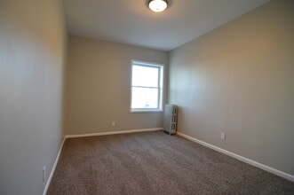 3422 W Grenshaw St in Chicago, IL - Building Photo - Building Photo