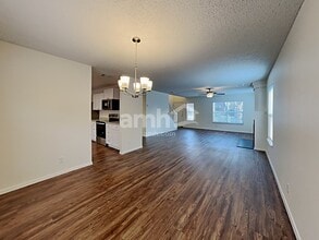 2407 Canyon Rim in San Antonio, TX - Foto de edificio - Building Photo