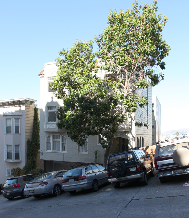 1280 Lombard St in San Francisco, CA - Building Photo - Building Photo