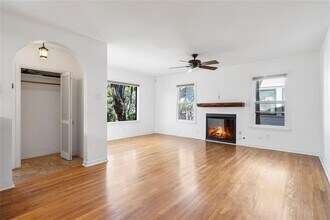 2009 Alta Vista Ave in Austin, TX - Building Photo - Building Photo