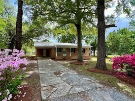 1036 Manning St in Soperton, GA - Building Photo