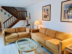 6003 SE Riverboat Dr in Stuart, FL - Building Photo - Building Photo