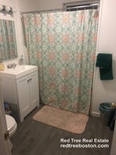 40 Orchard Rd, Unit 3 in Brookline, MA - Building Photo - Building Photo