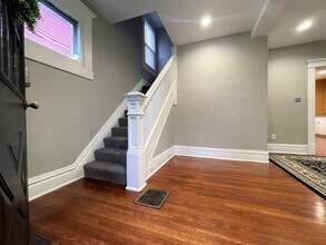 381 Alden Ave in Columbus, OH - Building Photo - Building Photo