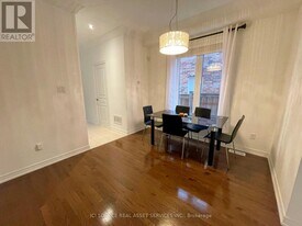 49 Ostrovsky Rd in Vaughan, ON - Building Photo