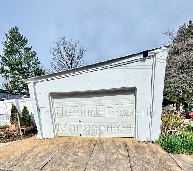 property at 728 St Joseph St