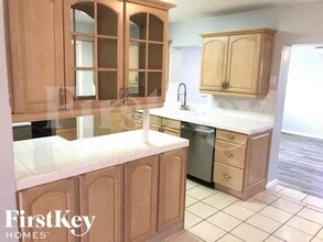 1389 Meadowbrook Dr in West Palm Beach, FL - Foto de edificio - Building Photo