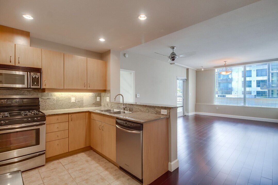 1580 Union St in San Diego, CA - Building Photo