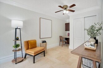 4609 S Ferncreek Ave in Orlando, FL - Building Photo - Building Photo