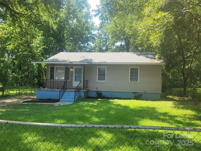 property at 2838 Mayfair Ave