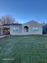 812 1/2 NE 28th St in Oklahoma City, OK - Building Photo