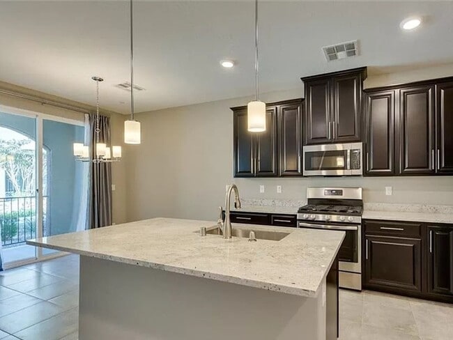 8466 Classique Ave in Las Vegas, NV - Building Photo - Building Photo