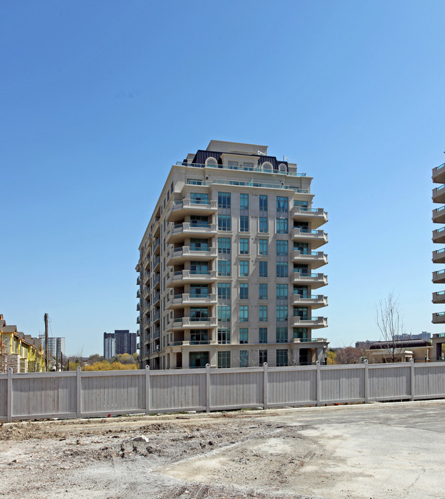 Aria Condos in Toronto, ON - Building Photo - Building Photo