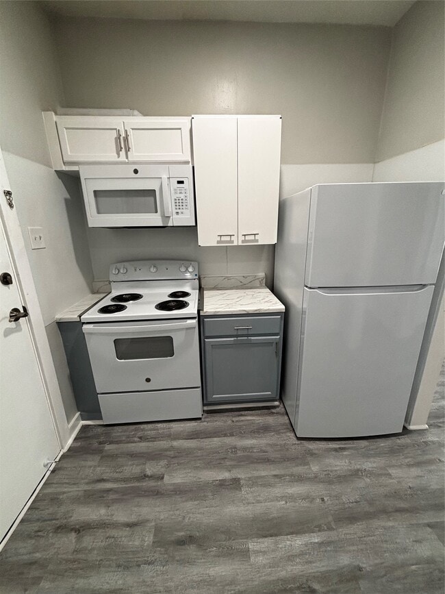 property at 4125 Avenue M