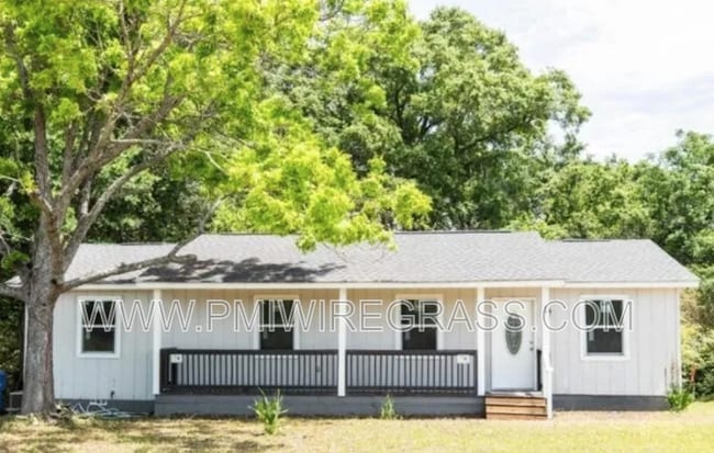 property at 24 Old Mcray Mill Rd