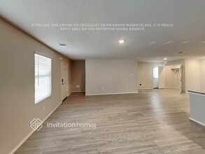 7335 Cultivator Way in San Antonio, TX - Building Photo - Building Photo