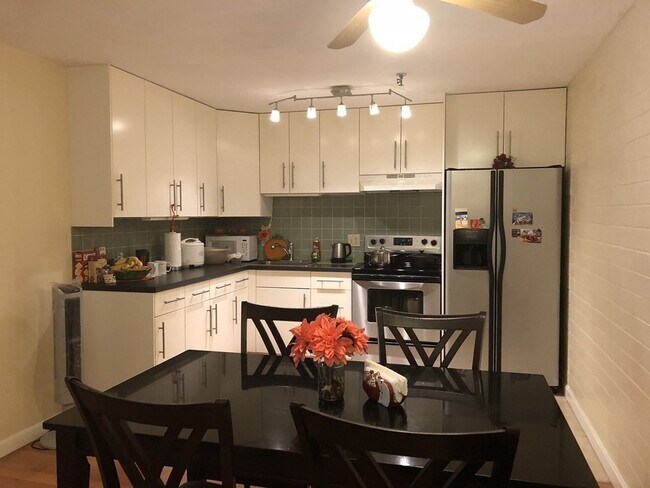 property at 115 W Squantum St