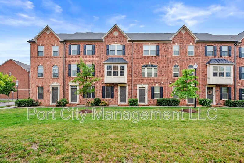 4613 Marlene Mews in Baltimore, MD - Foto de edificio
