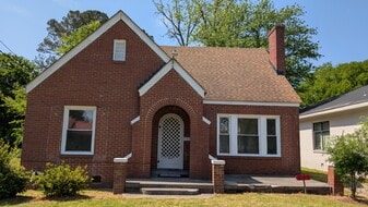 402 E Mulberry St in Goldsboro, NC - Building Photo