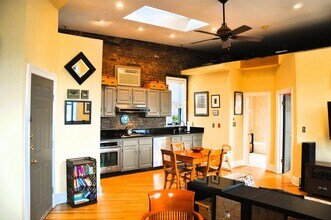 163 14th St, Unit 7 in Hoboken, NJ - Building Photo - Building Photo