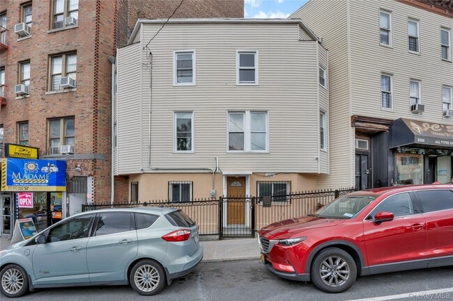 property at 3338 Fort Independence St