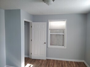 881 N Claybrook St in Memphis, TN - Building Photo - Building Photo