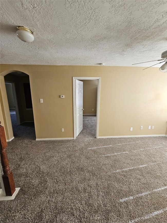 12111 N Brenton Knoll Dr