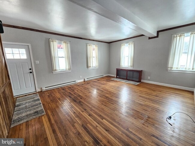 2054 Swamp Pike in Gilbertsville, PA - Foto de edificio - Building Photo