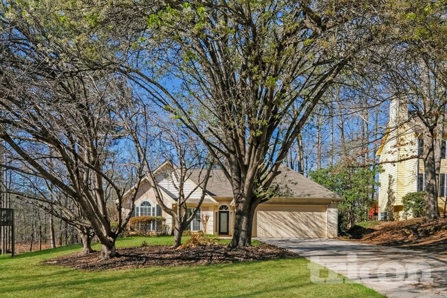 property at 555 Horseshoe Cir