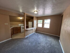 3401 Portola Ave in Pittsburgh, PA - Building Photo - Building Photo