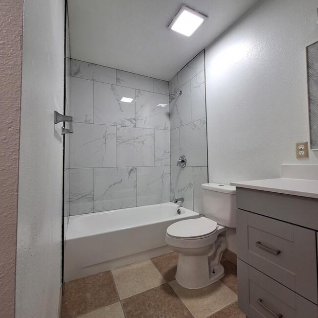 1073 N 185 W, Unit 1075 N 185 W