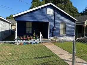 605 Kelly St in Bossier City, LA - Foto de edificio - Building Photo