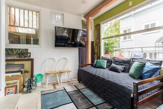 938 21st Ave in Seattle, WA - Building Photo - Building Photo