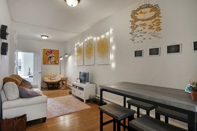 402 Monroe St in Hoboken, NJ - Building Photo - Building Photo