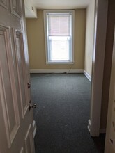 3907 Pine St, Unit #2 in Philadelphia, PA - Building Photo - Building Photo