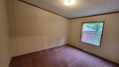 1634 Hilda St in Akron, OH - Building Photo - Building Photo