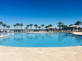 900 Kingfisher Dr in Haines City, FL - Building Photo