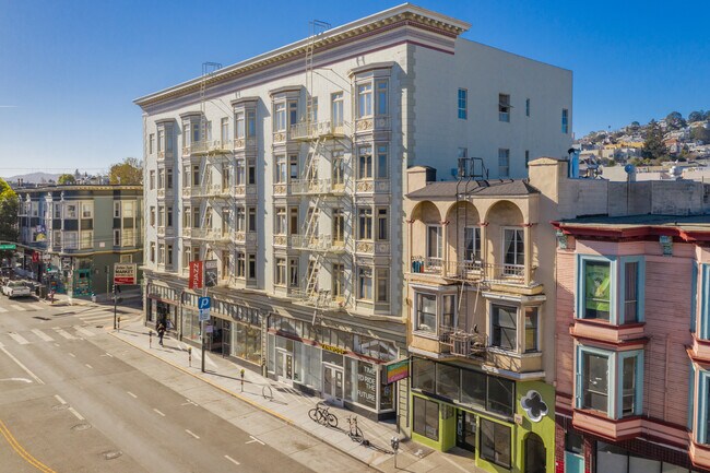 Valencia Apartments in San Francisco, CA - Building Photo - Building Photo