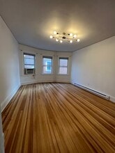15 Irma Ave, Unit #1 in Port Washington, NY - Building Photo - Building Photo