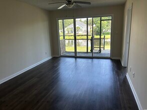 6850 King Arthur Dr in Myrtle Beach, SC - Building Photo - Building Photo