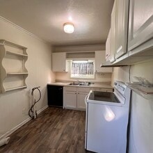 3401 LA-121 in Leesville, LA - Building Photo - Building Photo