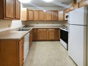 253 Main St in Mill Hall, PA - Building Photo - Building Photo