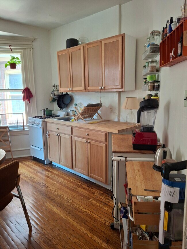 4630 Hazel Ave, Unit #2