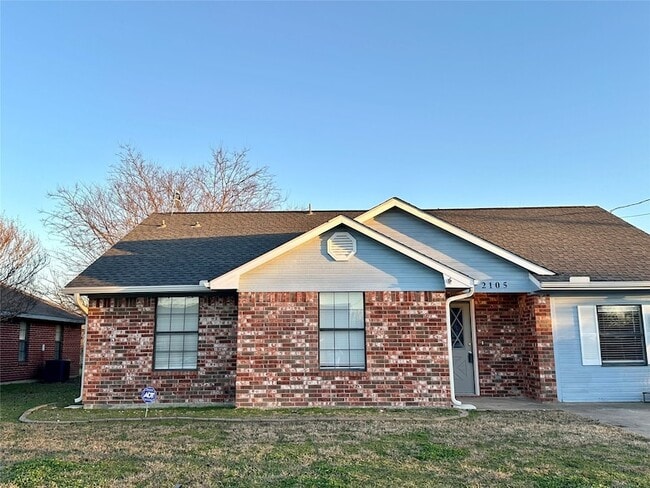 property at 2105 Melody Cir