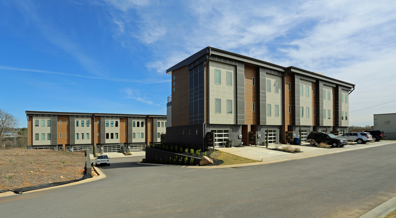 FLOW Townhomes PhaseI in West Columbia, SC - Building Photo