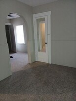 2410 W Douglas Ave in Wichita, KS - Building Photo