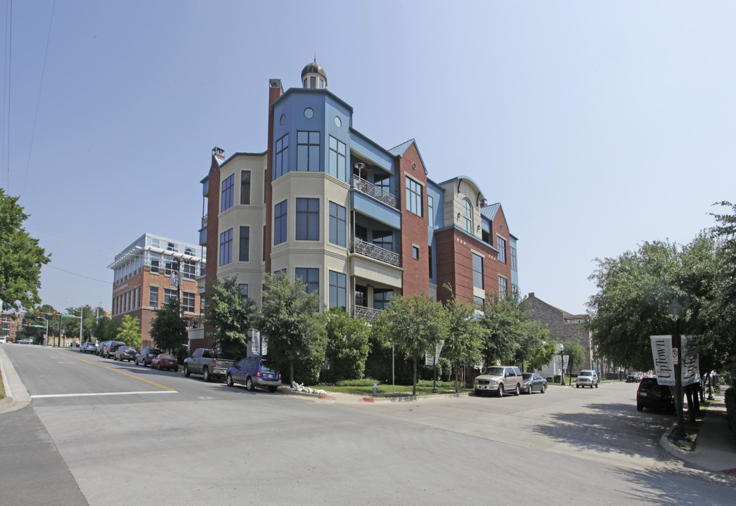 601 1st St in Fort Worth, TX - Foto de edificio